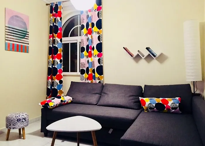 Garden- One Bedroom With Terrace 아파트